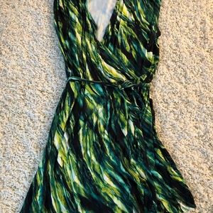 Green wrap dress. Lightweight!
